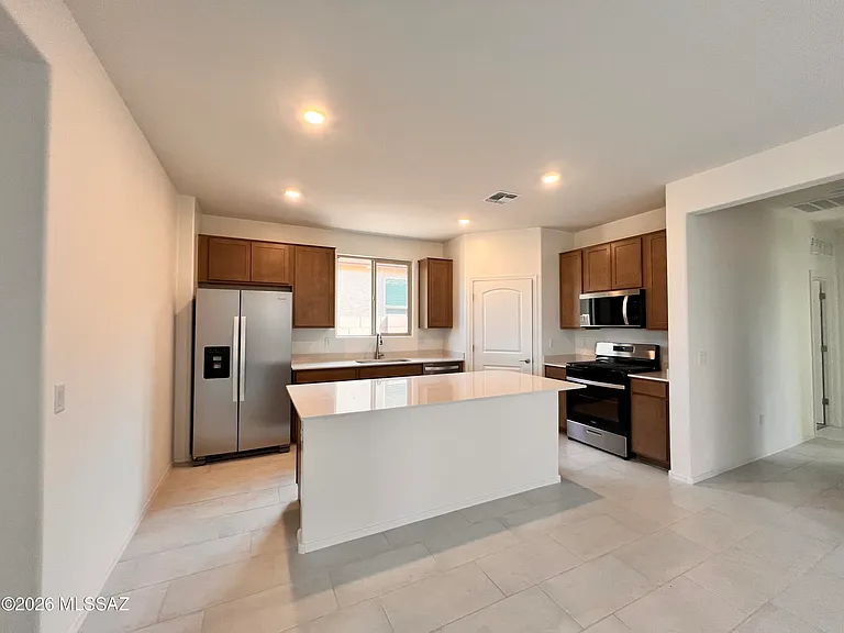 10004 E Lebaron Dr — Photo 8