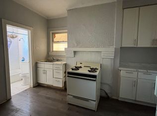 49 Hawkins St #1, Newark, NJ 07105