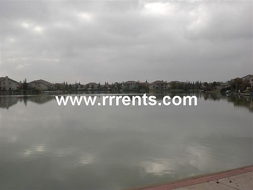 4th image of 2908 W Laguna Ct