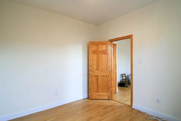 Rented by Horowitz Real Estate | media 18