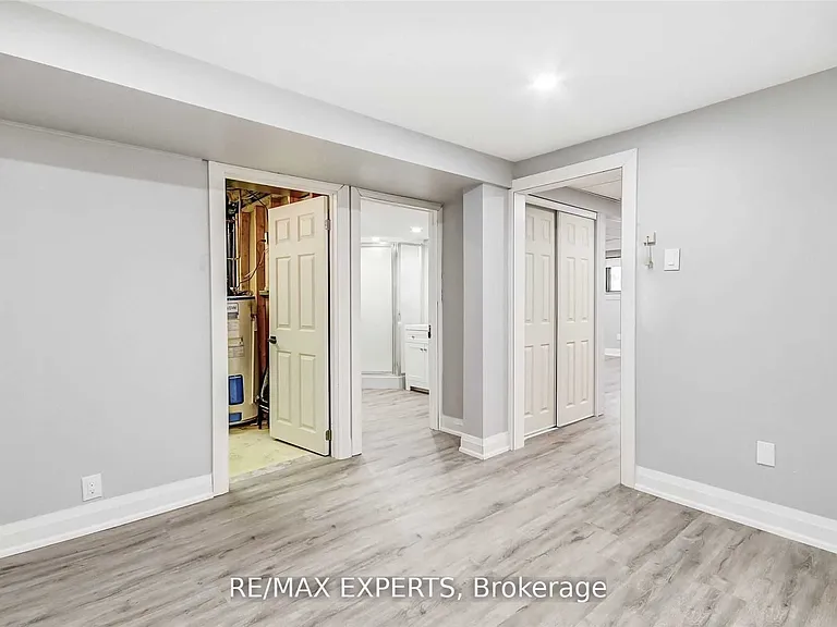 39 The Blvd #LOWER — Photo 10