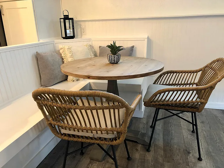 411 Columbus Ave — Photo 4