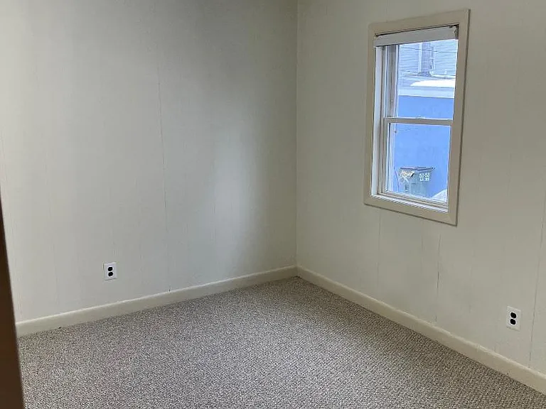 61 Laurel St #1 — Photo 14