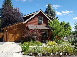 970 NE Jones Rd #1, Bend, OR 97701