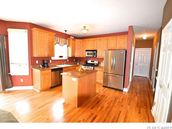 2nd image of 1734 Mohawk Dr