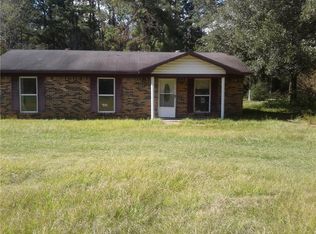 19717 Marion Dr W, Mount Vernon, AL 36560