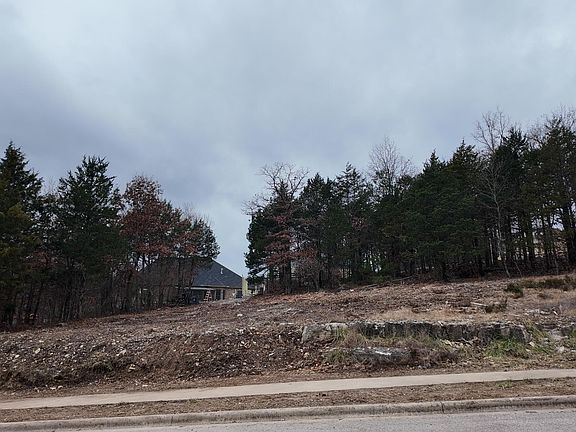 2nd image of 119 Cottonwood Circle