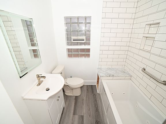 5th image of 6211 N Nagle Ave