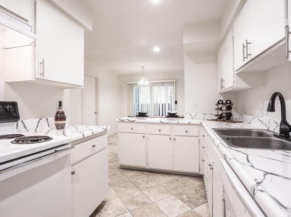 Amberwood | 7667 Stage Rd, Buena Park, CA