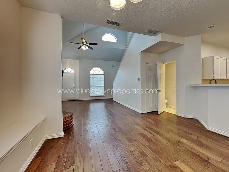 1409 Post Oak Dr — Photo 6