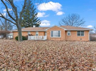 702 W Pershing Rd, Decatur, IL 62526