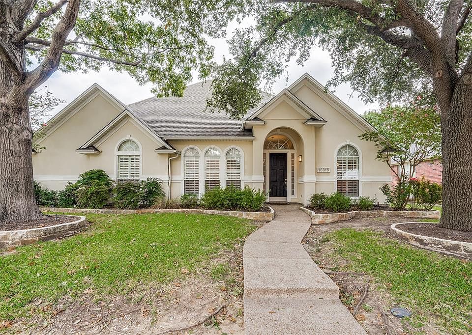 1st image of 18316 Summerfield Dr