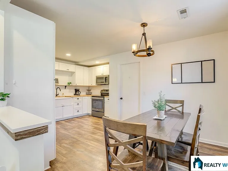 5206 Melrose Ave — Photo 5