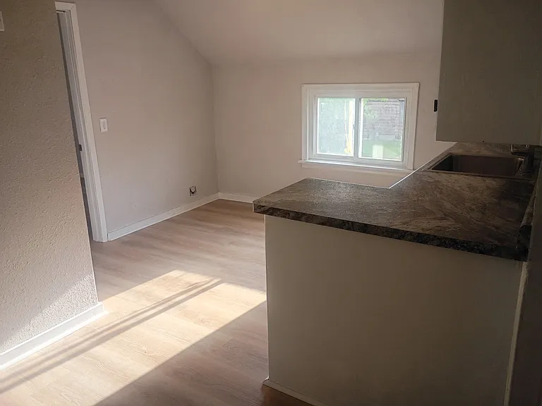 614 Garrison St #2 — Photo 7
