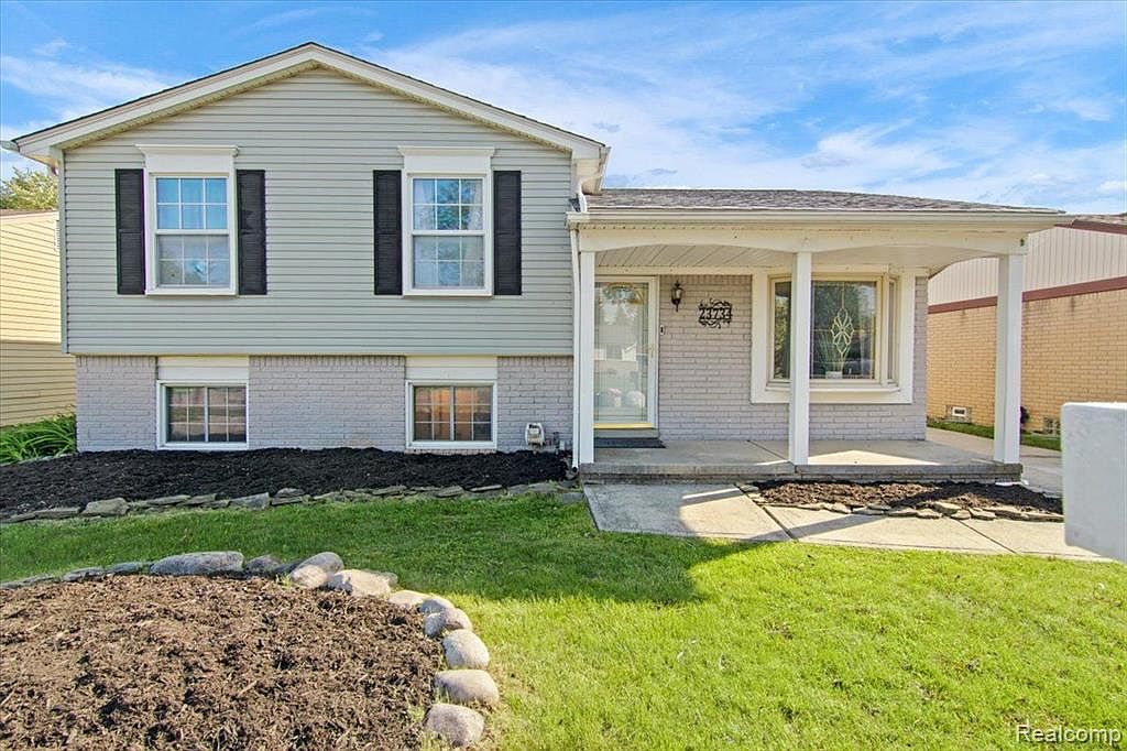 23734 Manila St, Clinton Township, MI 48035 MLS 20230041482 Zillow