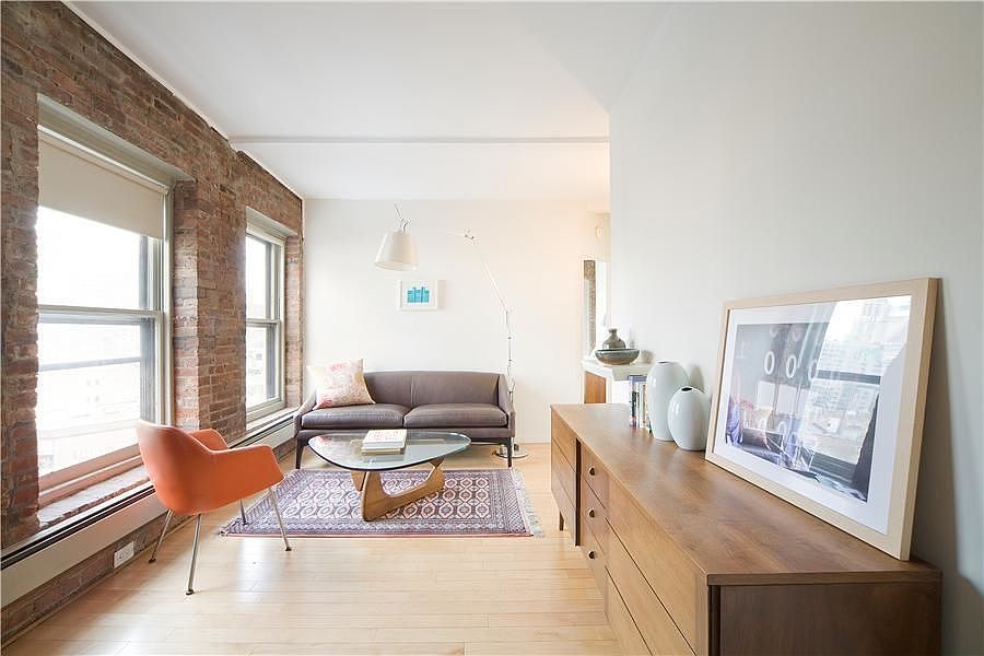 1st image of 10 Christopher St APT 7E