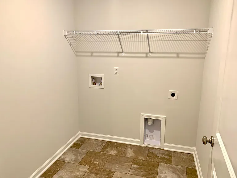 676 Millsgate Cir — Photo 26