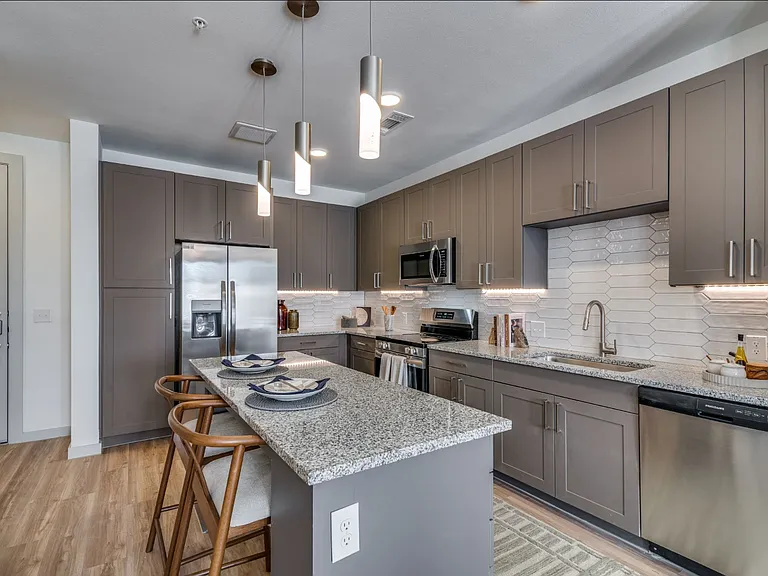 1205 Gateway Blvd #1311 — Photo 3