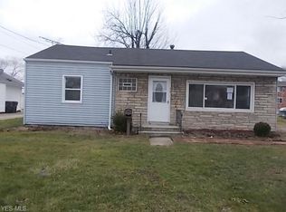 218 Franklin Ave, Elyria, OH 44035