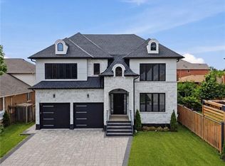 62 Jeremy St, Hamilton, ON L9A 2T1