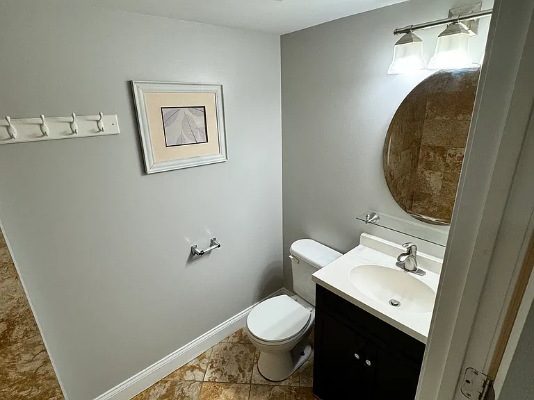 418 Bonsal St — Photo 21