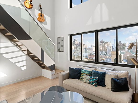 2nd image of 252 W 17th St APT 9A