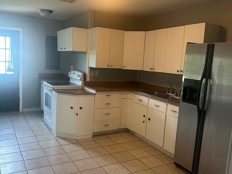 3603 Baybrook St — Photo 5