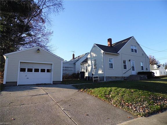 3rd image of 660 Elbur Ave