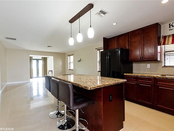 2nd image of 1343 W Seaview #0