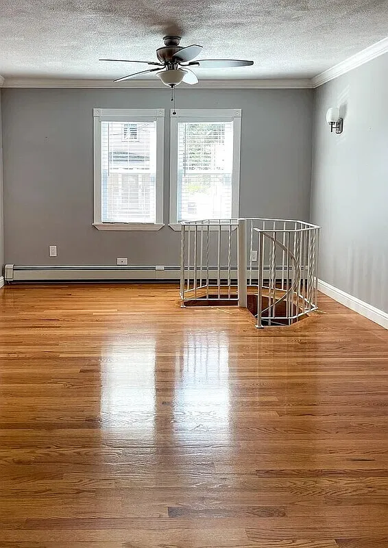 2 bed, 2.0 bath, 806 sqft, $2,057 — Photo 2