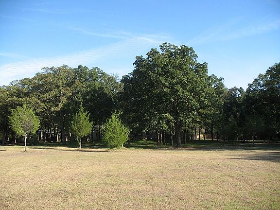 3rd image of 3840 N Highway 121