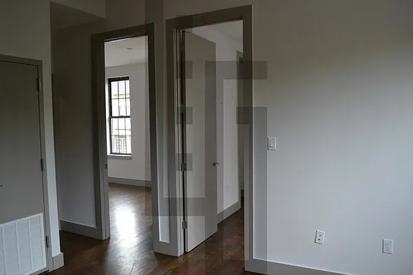 Rented by Loom Group | media 106