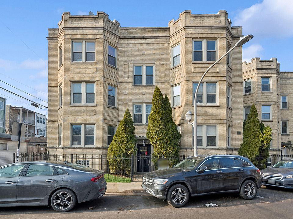 1st image of 4852 N Sacramento Ave #3