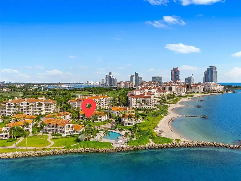 15713 Fisher Island Dr #15713 — Photo 26