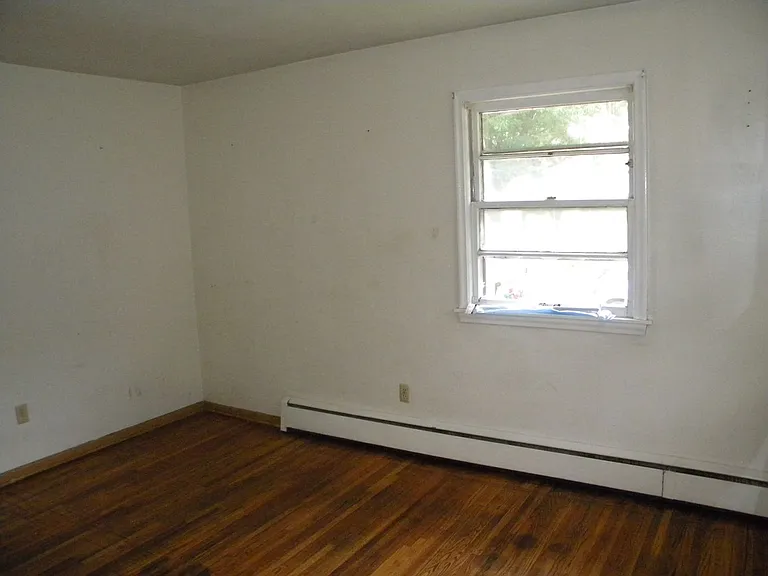 1846 Walnut St — Photo 7