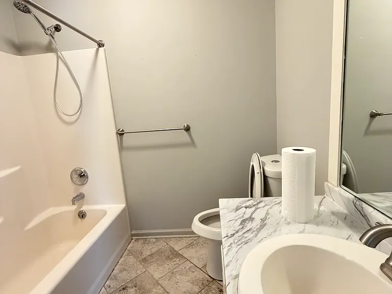 103 Musgrove St — Photo 8