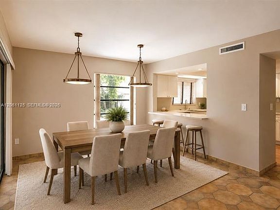 5th image of 11712 SW 91st Ter #Townhouse 11712