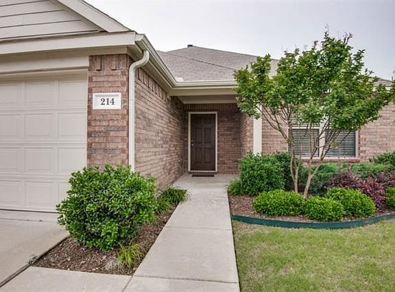 5th image of 214 Lavaca Dr