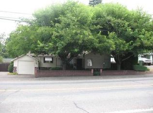1209 S Dora St, Ukiah, CA 95482