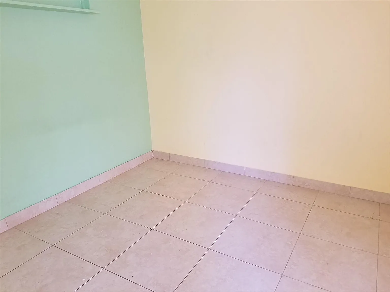 2 bed, 2.0 bath, 2172 sqft, $1,900 — Photo 3