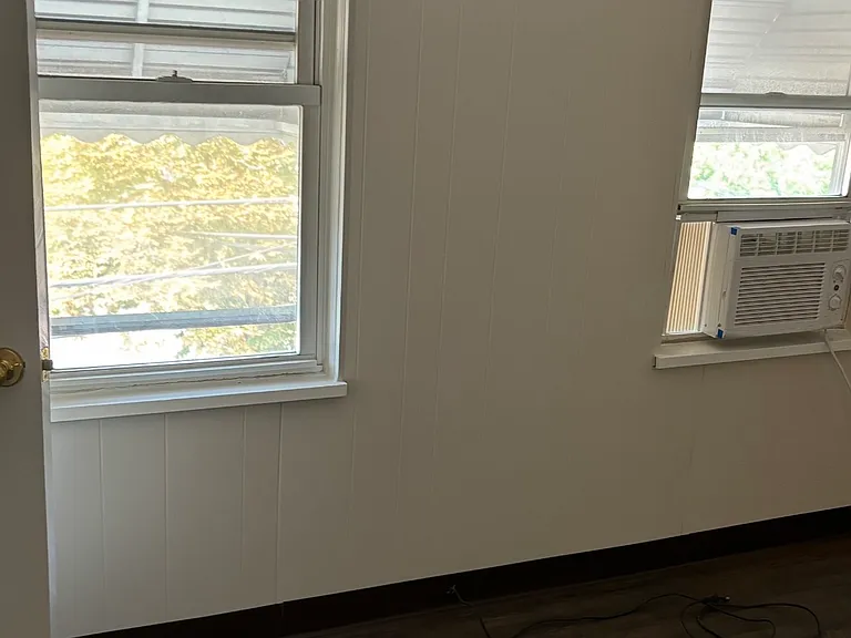 21 Hertz Ct — Photo 15