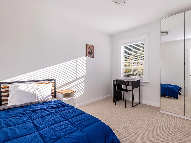 2382 Derby St #1-6 — Photo 14
