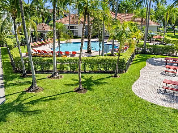 Tamarac FL apartments For Rent | Coral Vista Luxury Apartments | Apartments near Coral Springs