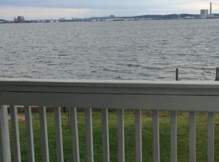 13 April St, West Haven, CT 06516