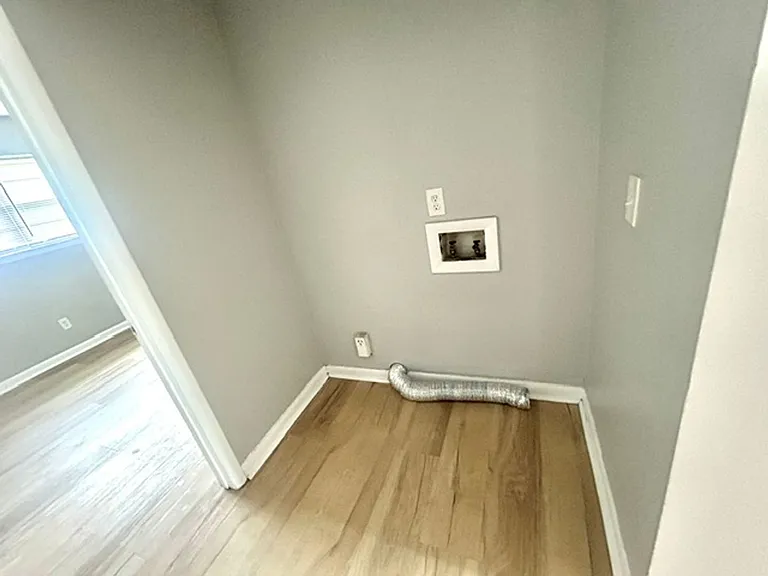 2223 Jonathan Dr NW — Photo 7