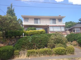 3303 36th Ave W, Seattle, WA 98199