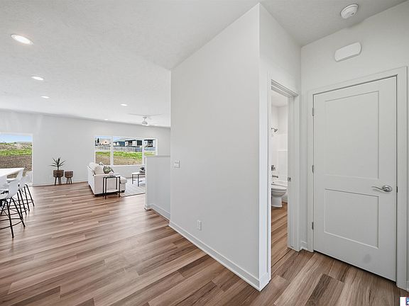 5th image of 9229 S 80th St