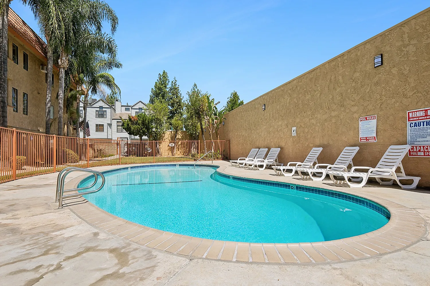 Casa Verde at Canyon Crest Hills Apartments — Photo 4