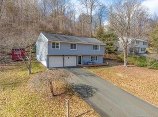 52 Putnam Park Rd, Bethel, CT 06801