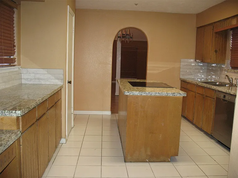 6030 Gallant Forest Dr — Photo 20